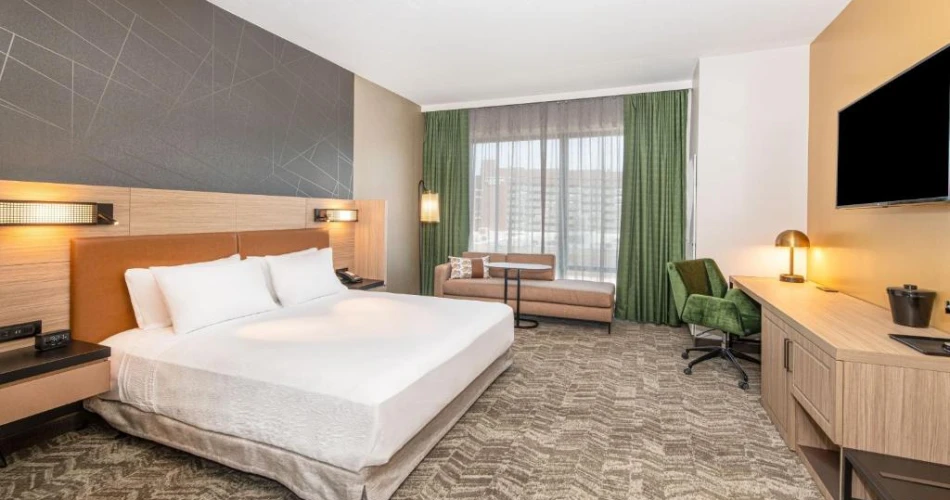Hotels Close to Camden Yards: Walkable Stays for Game Day
