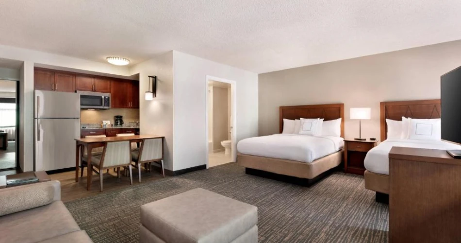 Hotels Close to Camden Yards: Walkable Stays for Game Day
