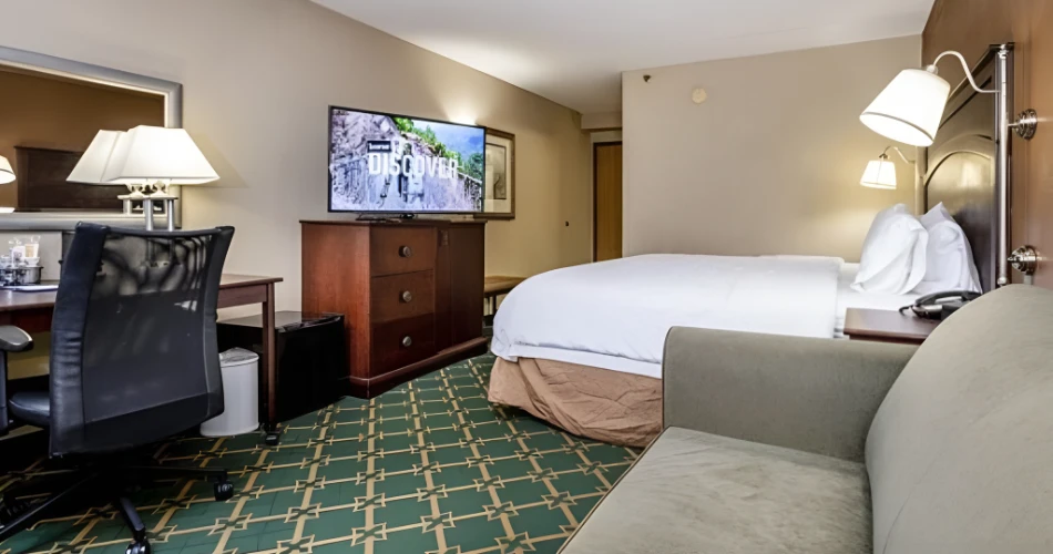 Hotels Close to Camden Yards: Walkable Stays for Game Day
