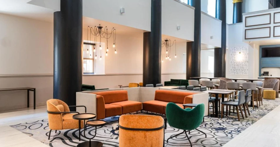 Game Day Stays: Hotels Near Camden Yards for Every Budget
