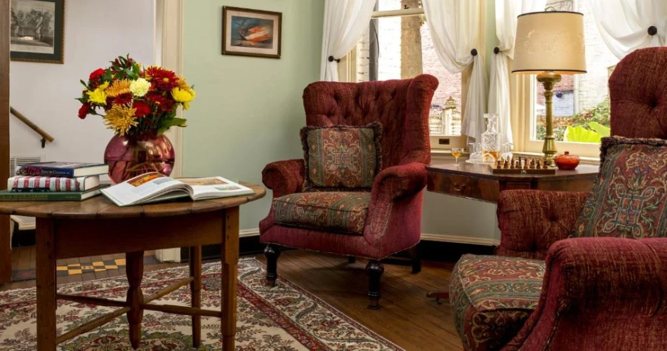 Affordable Comfort: Top Hotels Near Camden Yards That Won’t Break the Bank
