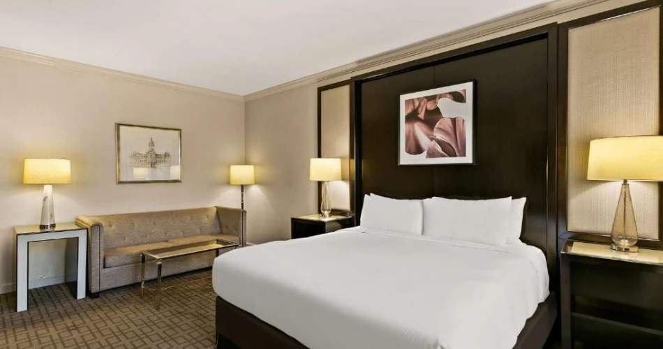 Where to Stay for an Orioles Game: Hotels Within Walking Distance of Camden Yards
